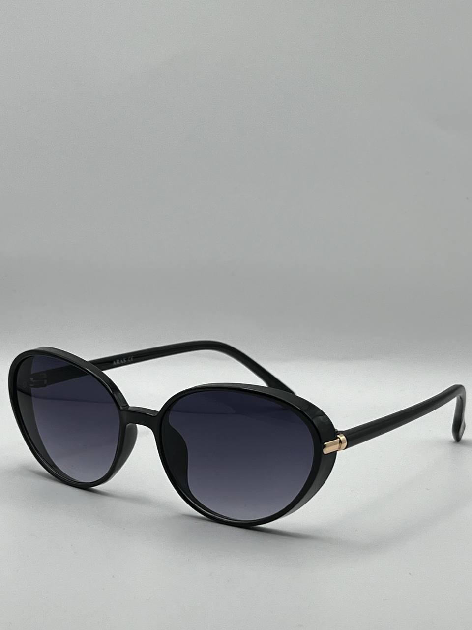 Солнцезащитные очки женские SunGold Кошка-6 черные градиент
