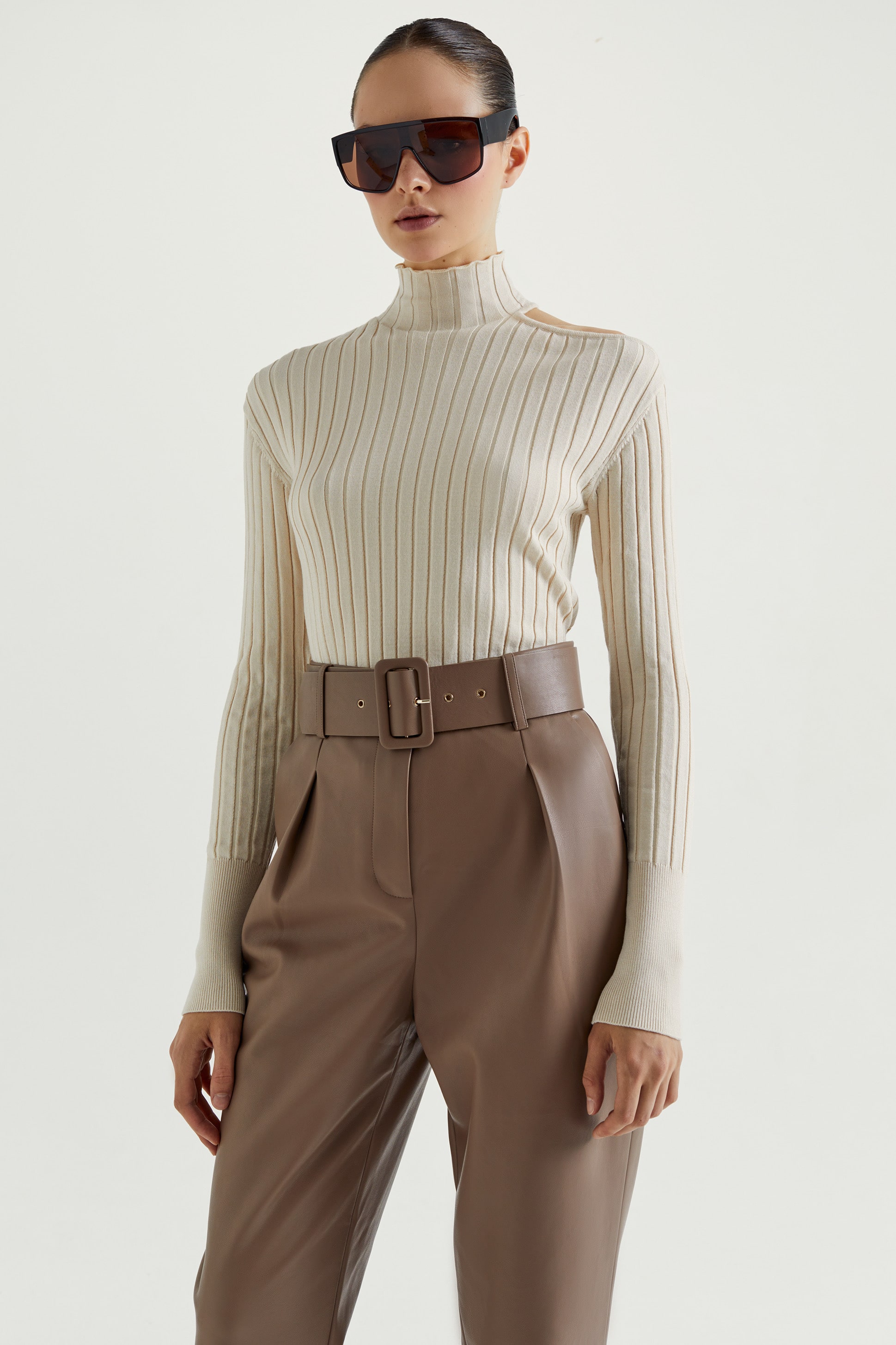 

Водолазка женская LOVE REPUBLIC 2151322816 бежевая S, 2151322816