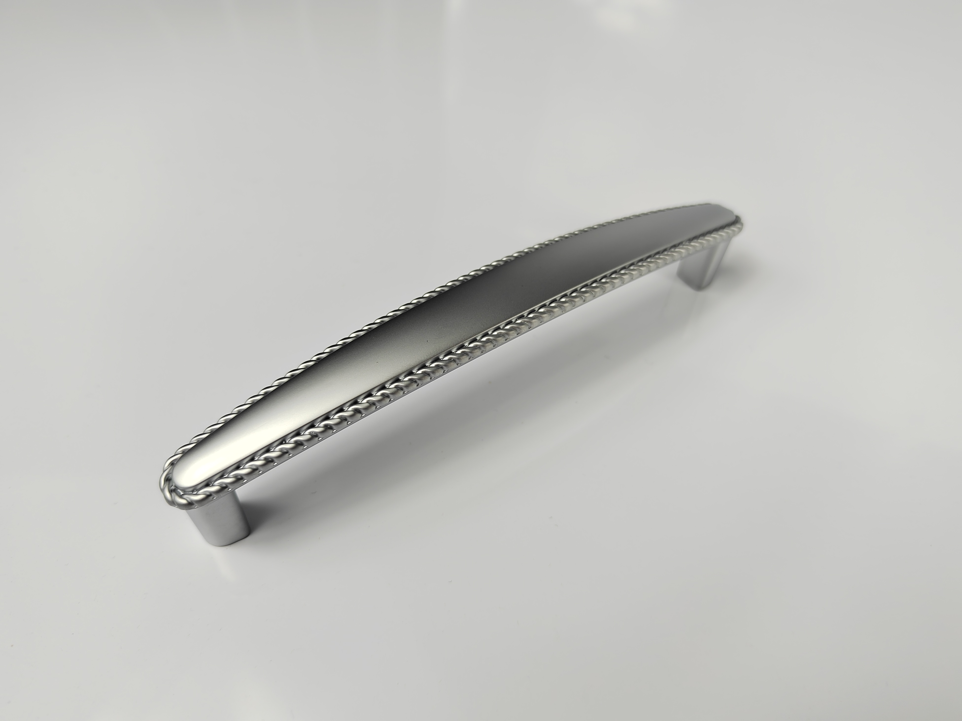 Мебельная ручка Hettich Savelli Германия, длина 140 мм, хром матовый