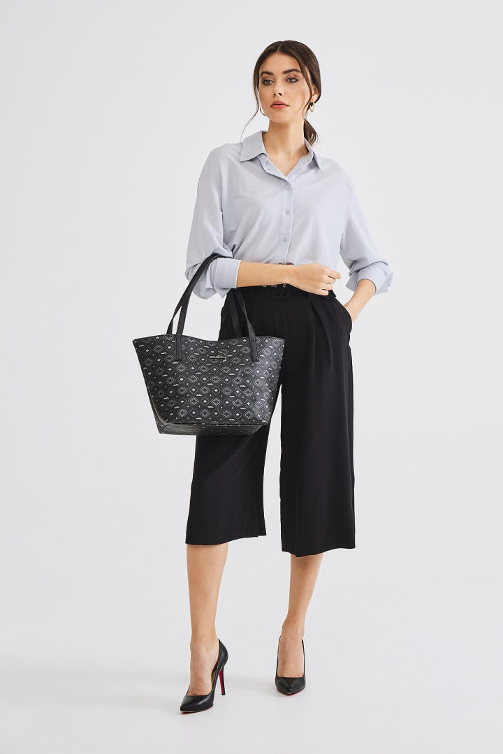 

Сумка кросс-боди женская Deri Company BD00954, черный (доставка из-за рубежа), BD00954