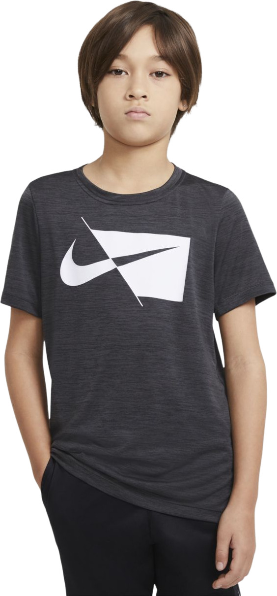 фото Футболка детская nike core top цв.черный р.128