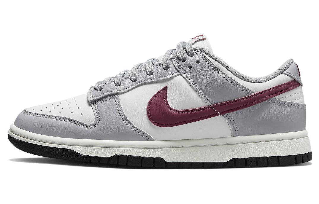 

Кеды унисекс Nike Dunk Low GreyWhite серые 35.5 EU, Серый, Dunk Low GreyWhite