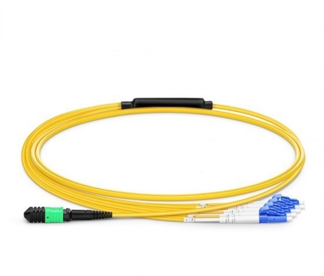 Патчкорд Breakout MPOFA-4xLC 8F duplex UPC SM G657A1 3mm LSZH 2 метра 4990₽