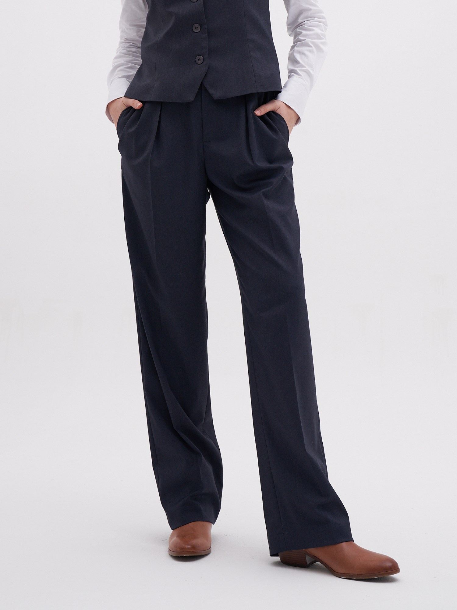 Брюки женские EDGE ed090324 серые L