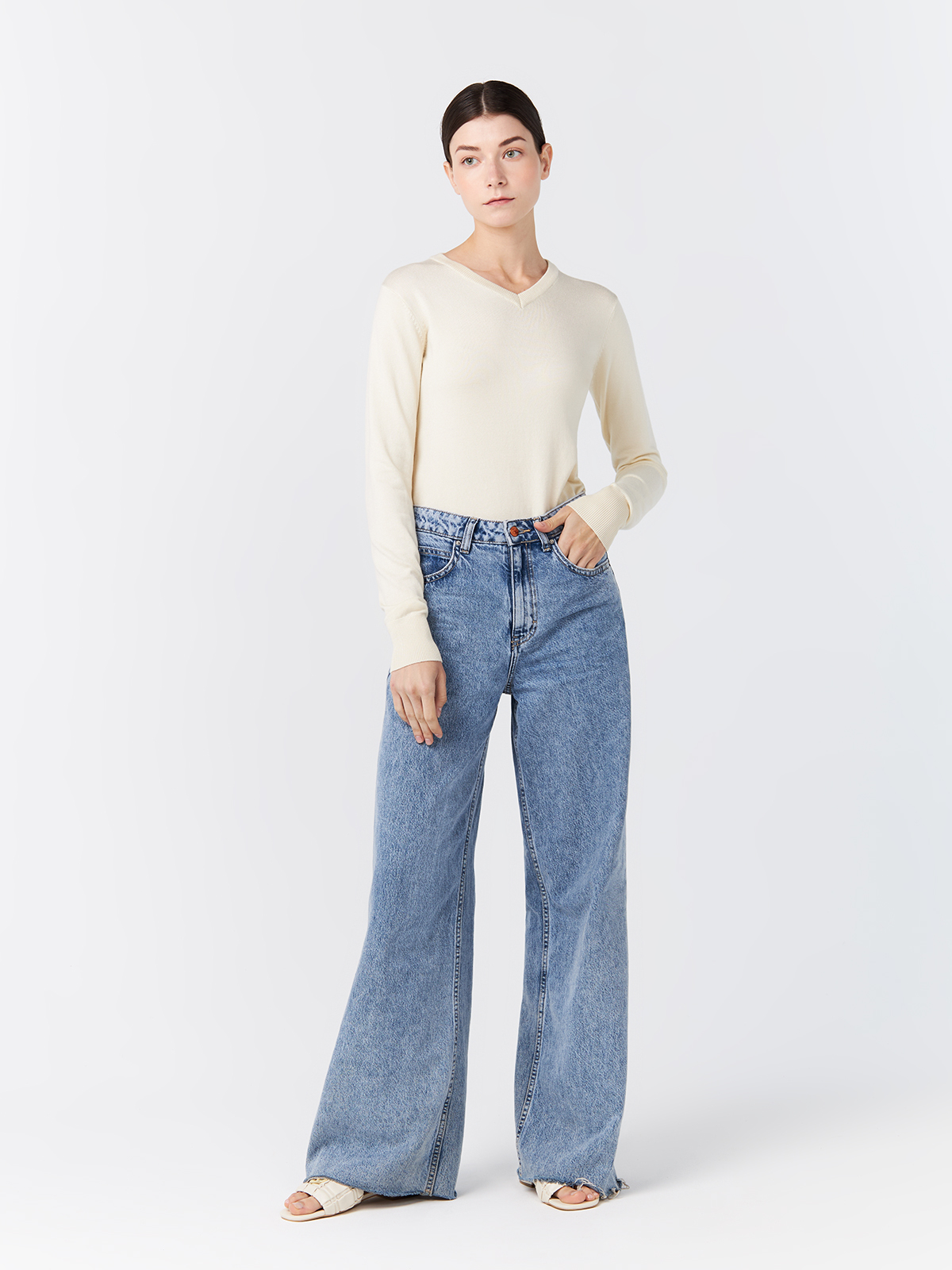 

Пуловер женский TURIN SMM-TAL-FW-1010-V-neck белый XL, SMM-TAL-FW-1010-V-neck