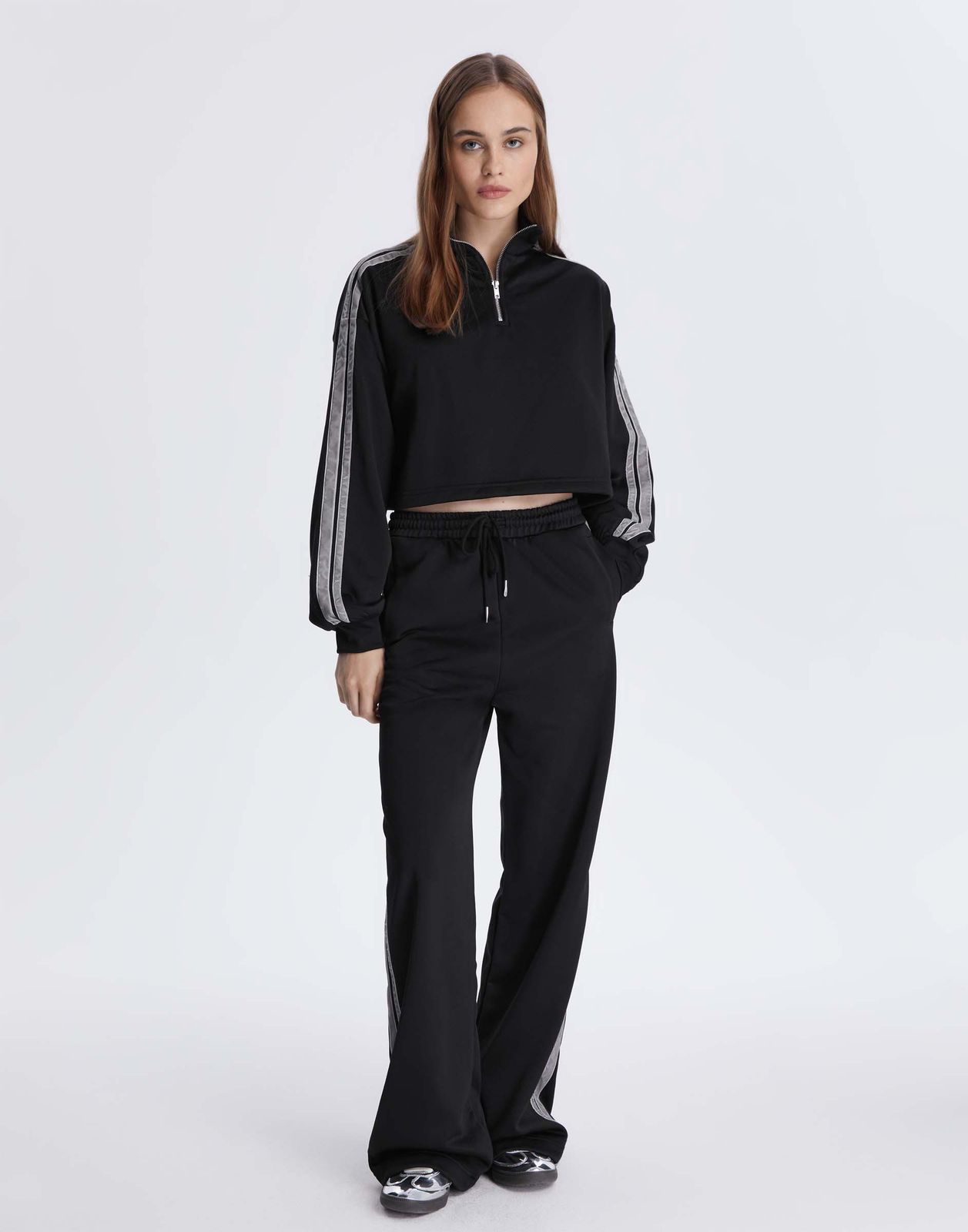 

Спортивные брюки женские Gloria Jeans GAC023294 черный S/170, GAC023294
