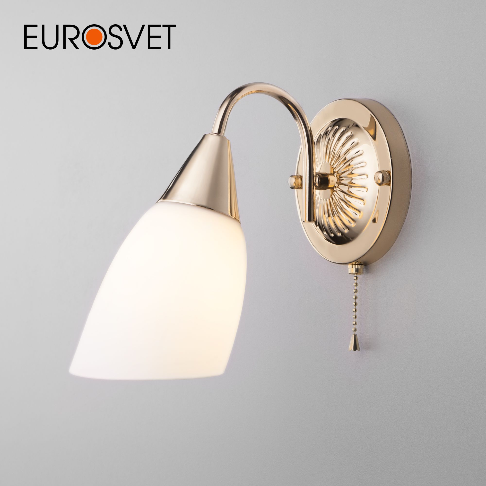 

Бра настенное с выключателем и стеклянным плафоном Eurosvet Ellene 30149/1 Е27 золото