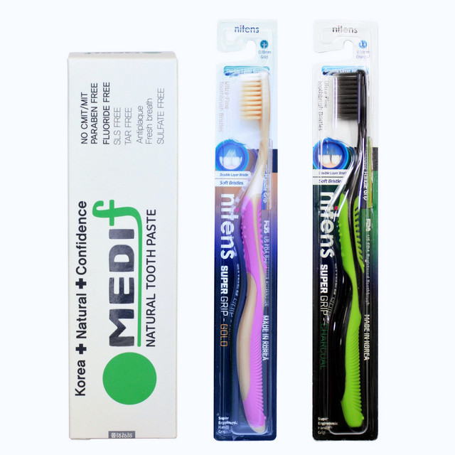 Купить Набор: Зубная паста комплексного действия, 130 гр + Зубные щетки с золотом и углем, 2 шт., Medif Set