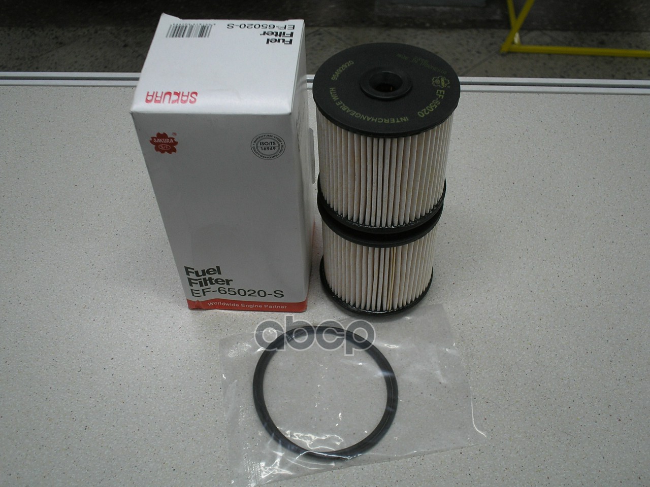 

Фильтр топливный SAKURA EF65020S
