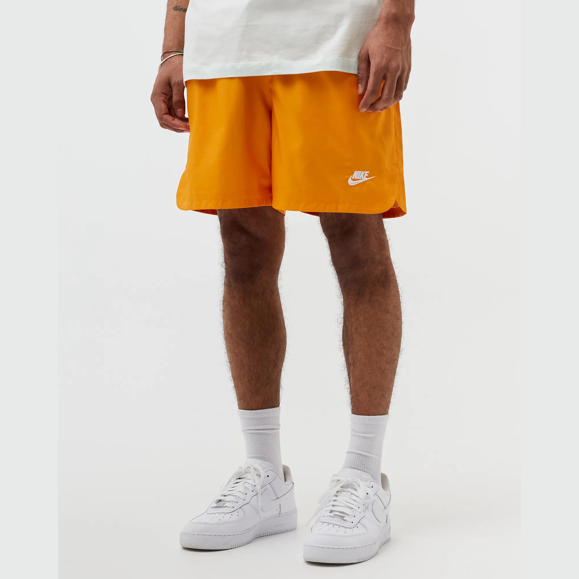 Спортивные шорты мужские Nike Spe Wvn Lnd Flow Short DM6829-886 оранжевые L