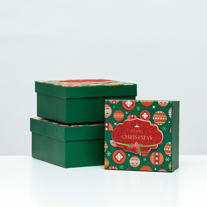 

Набор коробок 3 в 1 15,5x15,5x7,5 - 18x18x8,5 - 20x20x9,5 см, Зеленый;красный