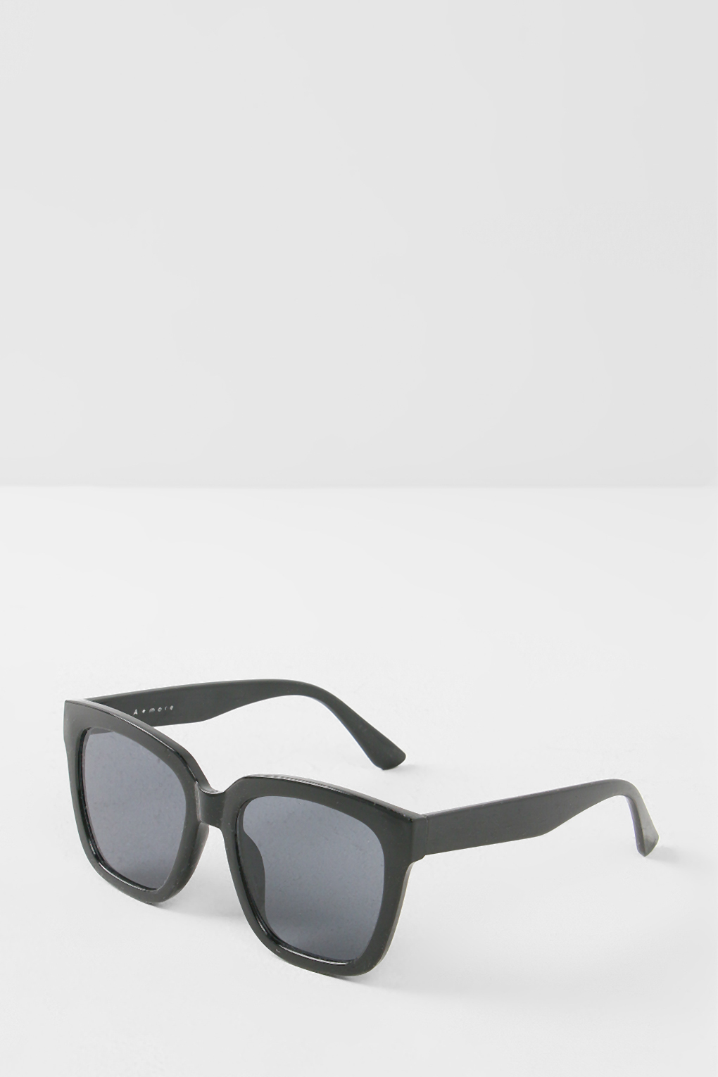 Солнцезащитные очки женские A + MORE 5075926 черные