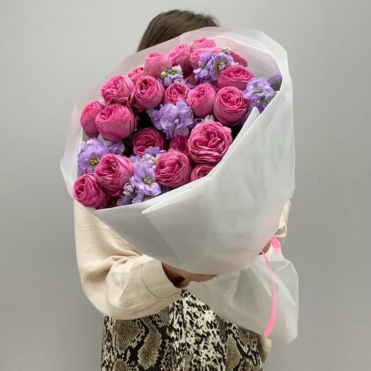 

Букет авторский, Boom Bouquet, пионовидная роза и маттиола, 45см, 9шт, розово-лавандовый