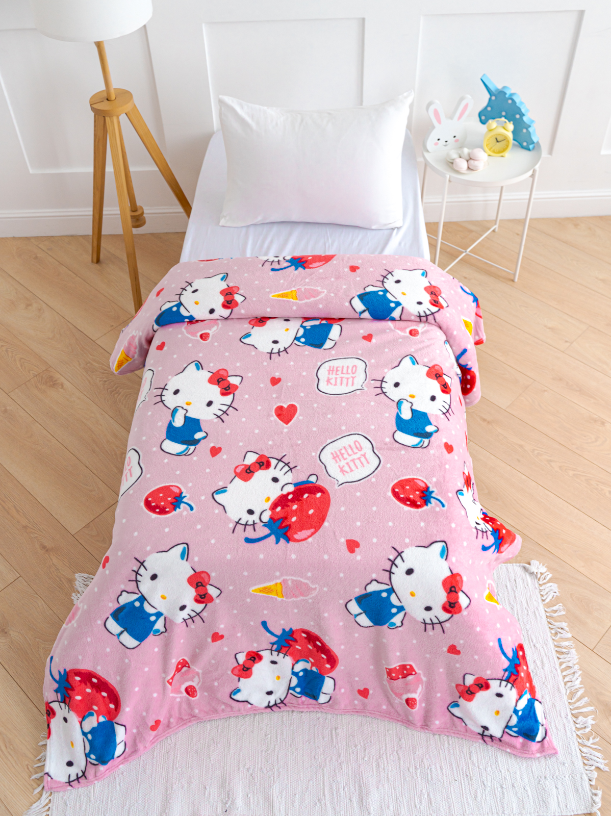 

Плед Dakimaki Павлинка Hello Kitty Хелло Китти, 150х200, 1,5-спальный, Хелло Китти