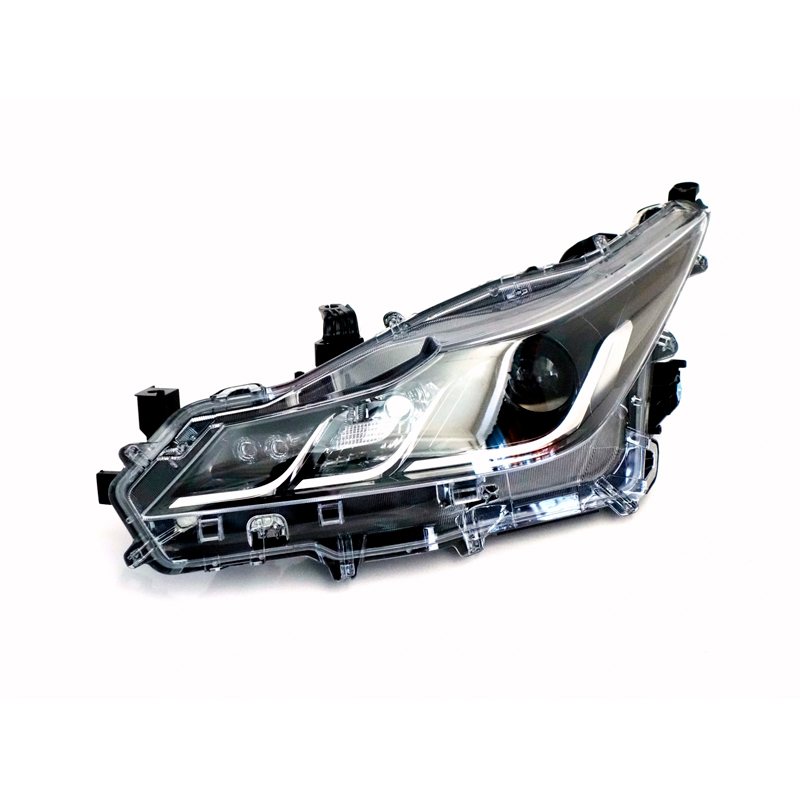 

Фара Toyota-Lexus 81170-02T31