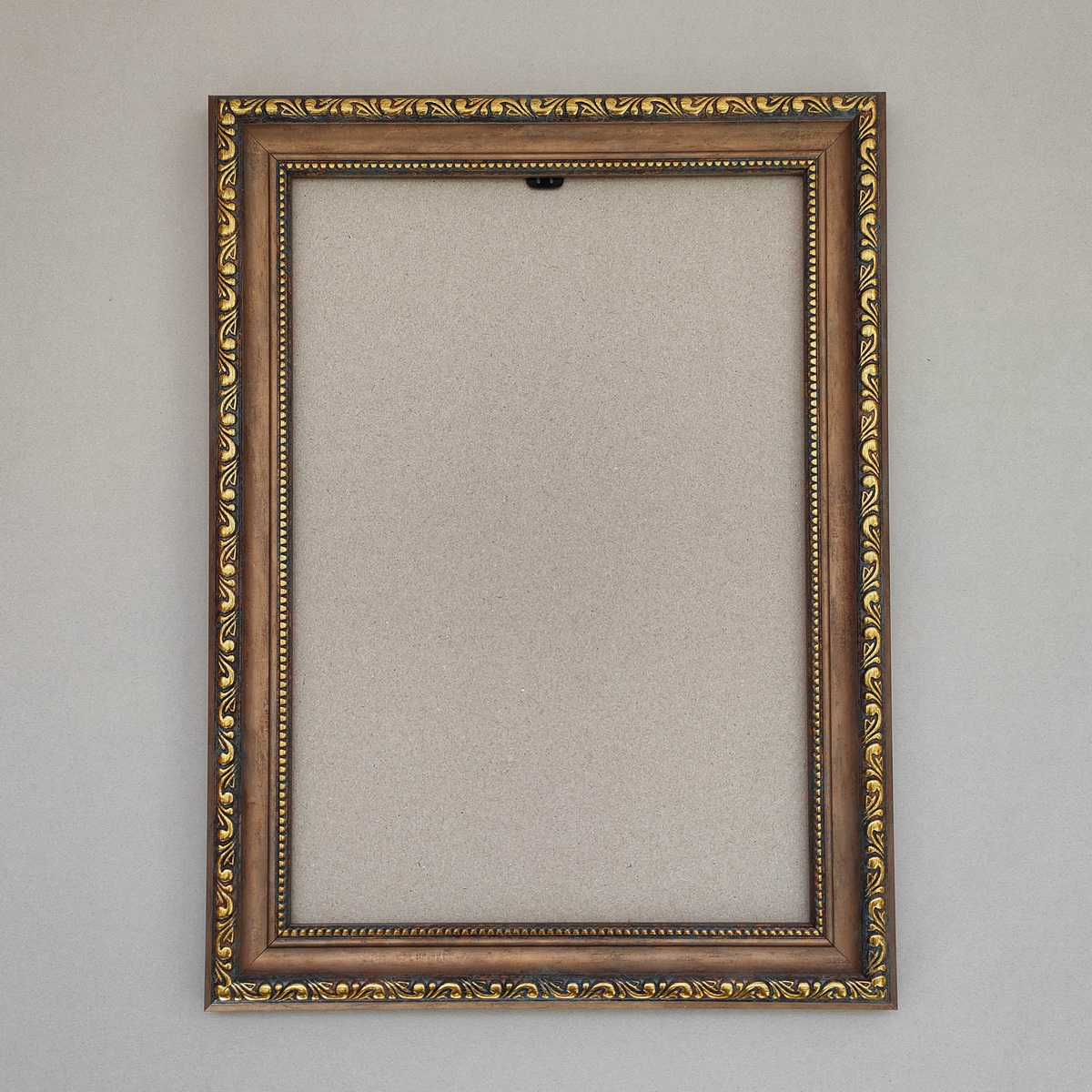 

Багетная рама для картин 28х34 см BR10, со стеклом и задником, пластик, цвет: золото, Золотистый, BR10