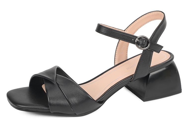 

Босоножки женские T.Taccardi 227209 черные 37 RU, Черный, 227209