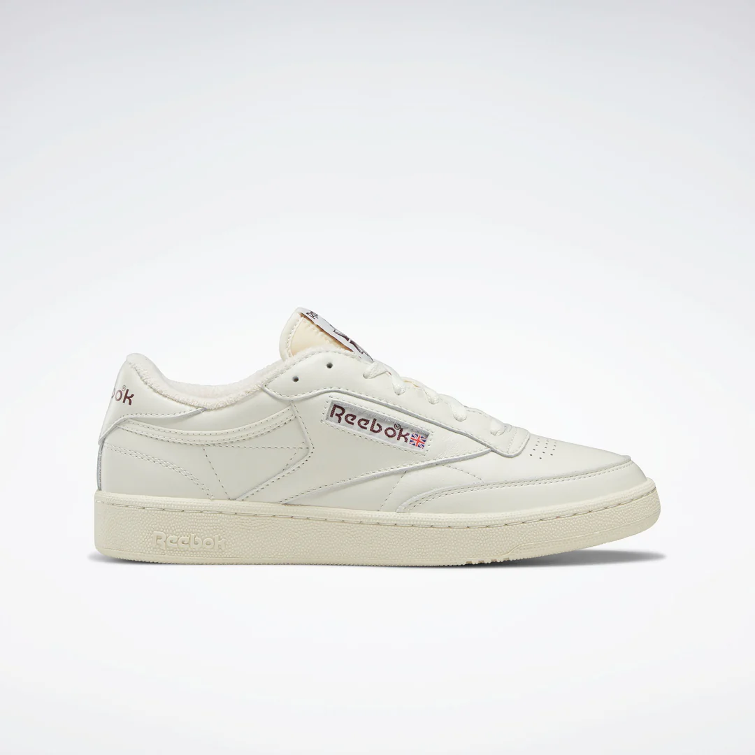 

Кроссовки унисекс Reebok GX3681WHT белые 4 UK, Белый, GX3681