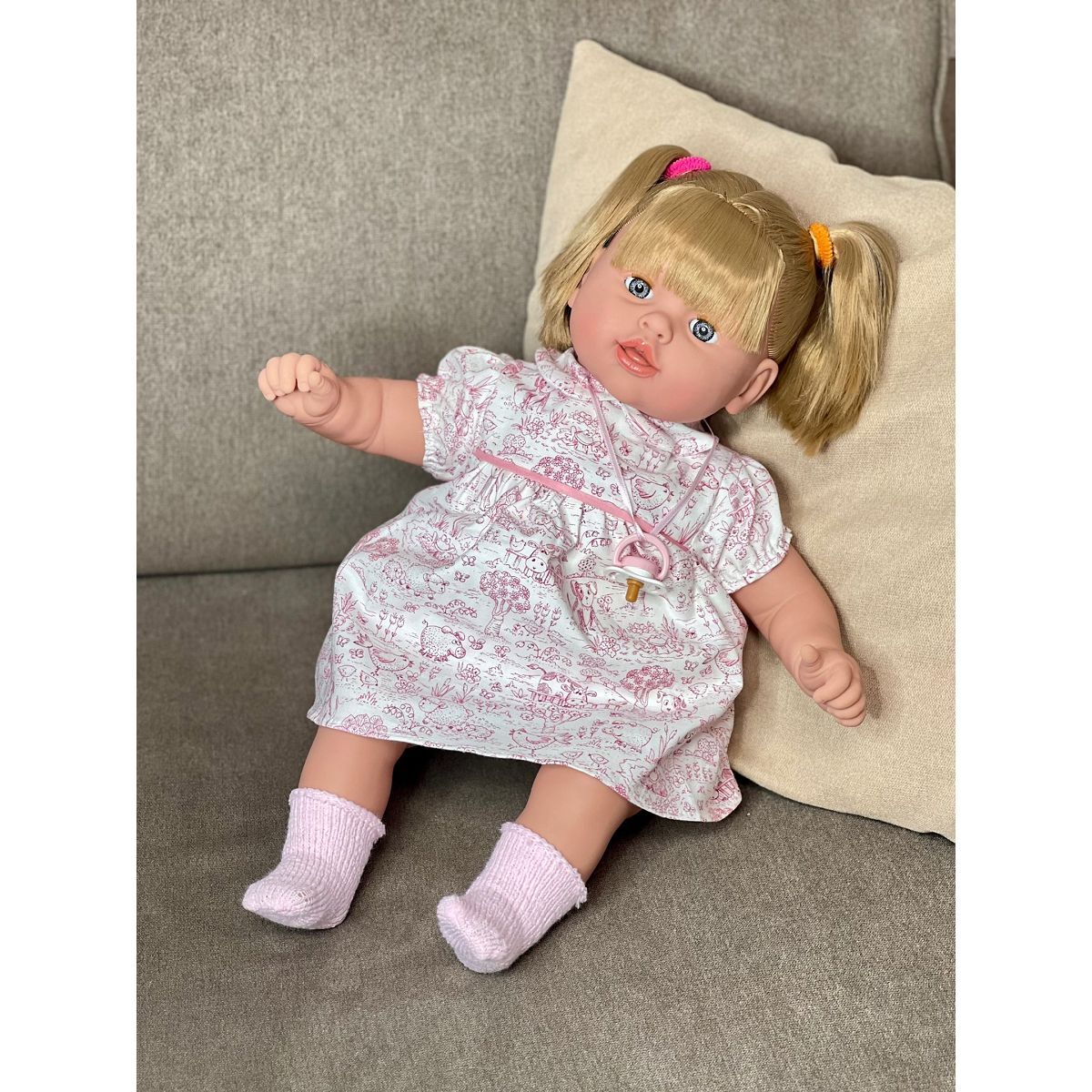 Кукла Munecas Manolo Dolls мягконабивная Laura 58см (1220)