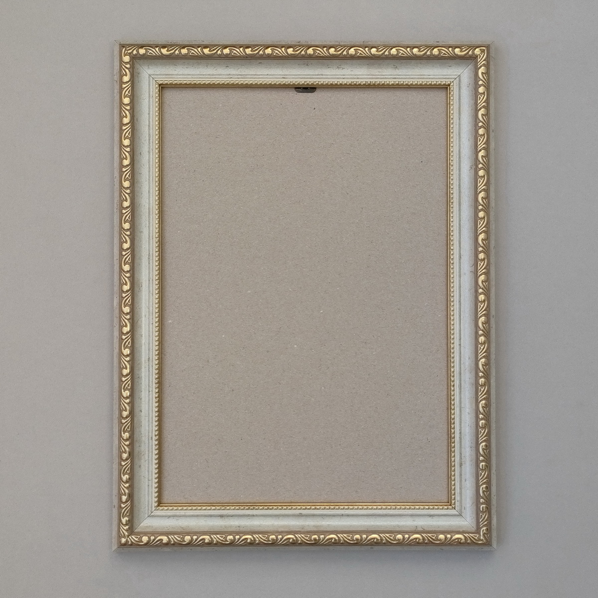 

Багетная рама для картин 26х38 см BR14, со стеклом и задником, пластик, цвет: кремовый, Бежевый, BR14