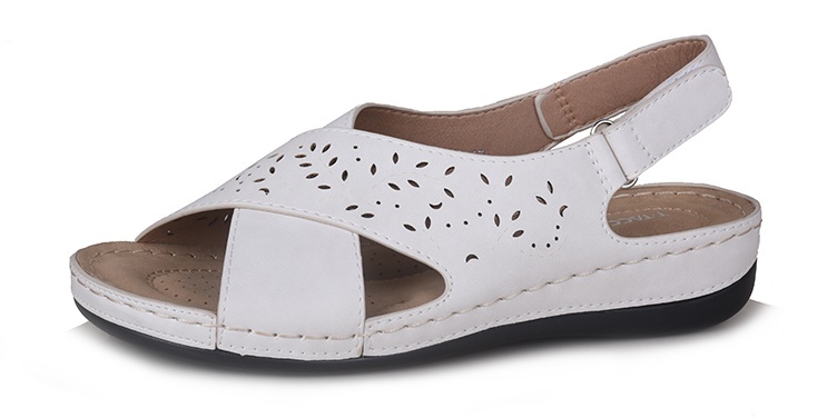 

Босоножки женские T.Taccardi 228357 бежевые 37 RU, Бежевый, 228357