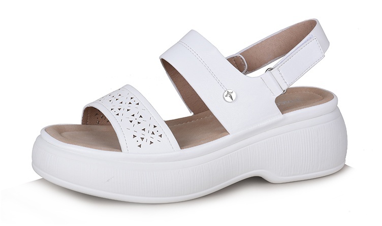 

Босоножки женские T.Taccardi 228360 белые 36 RU, Белый, 228360