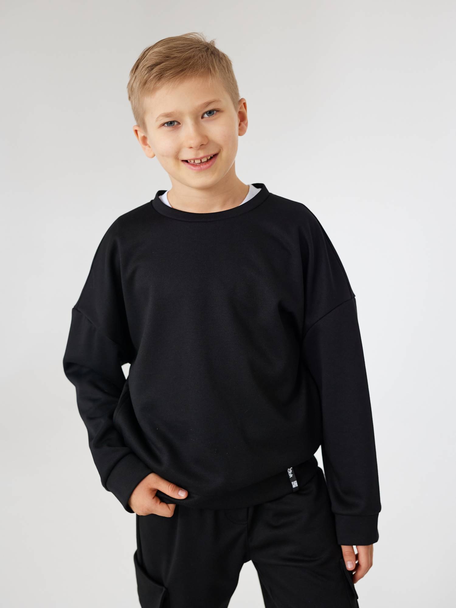 

Свитшот детский Batik 049 ш24, черный, 122, 049 ш24