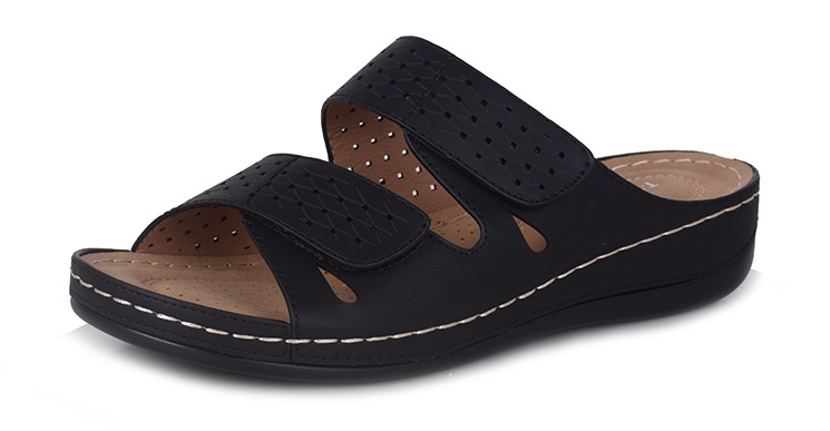 

Сабо женские T.Taccardi 228367 черные 39 RU, Черный, 228367