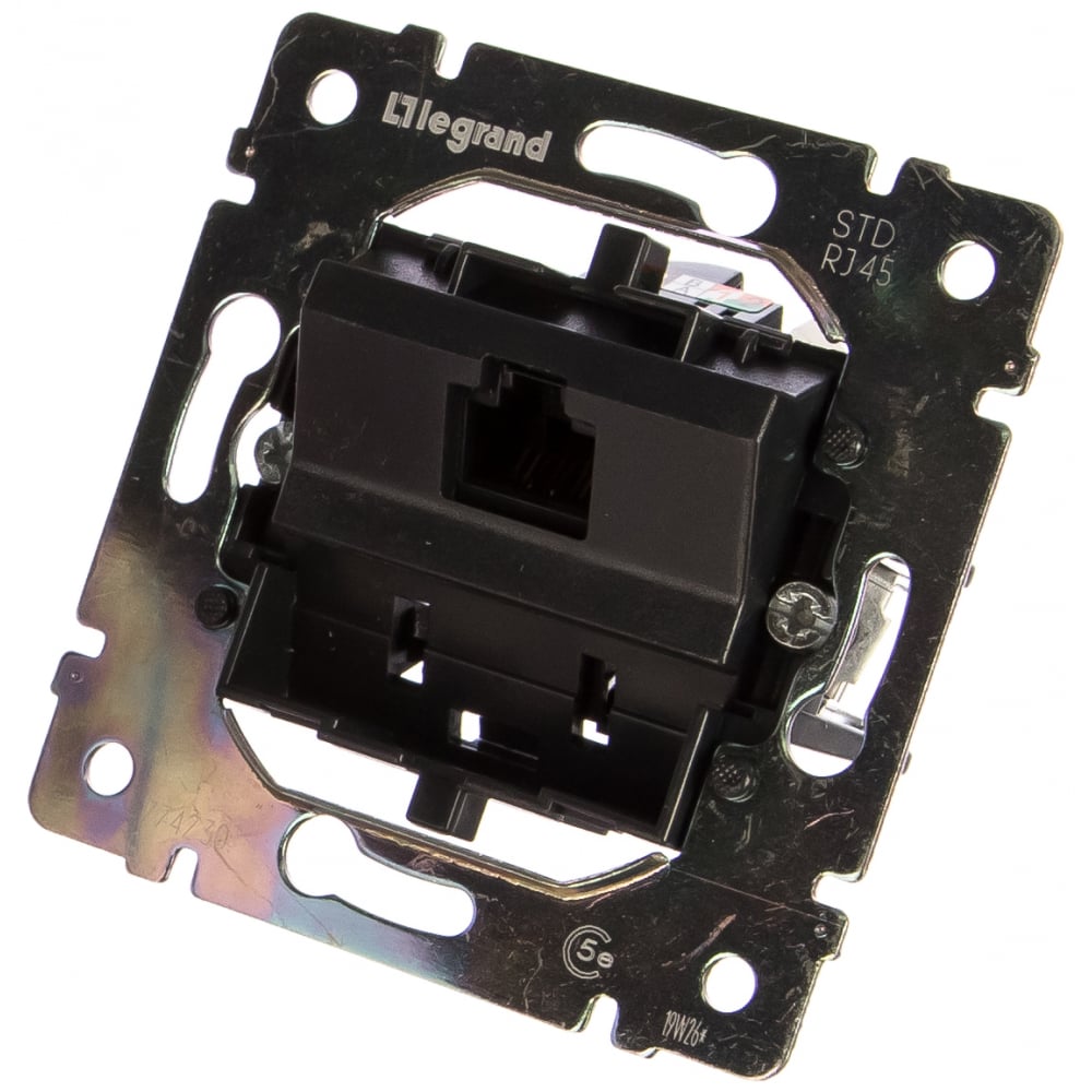 

Компьютерная розетка, белая RJ45 5 кат UTP Legrand Valena 774230