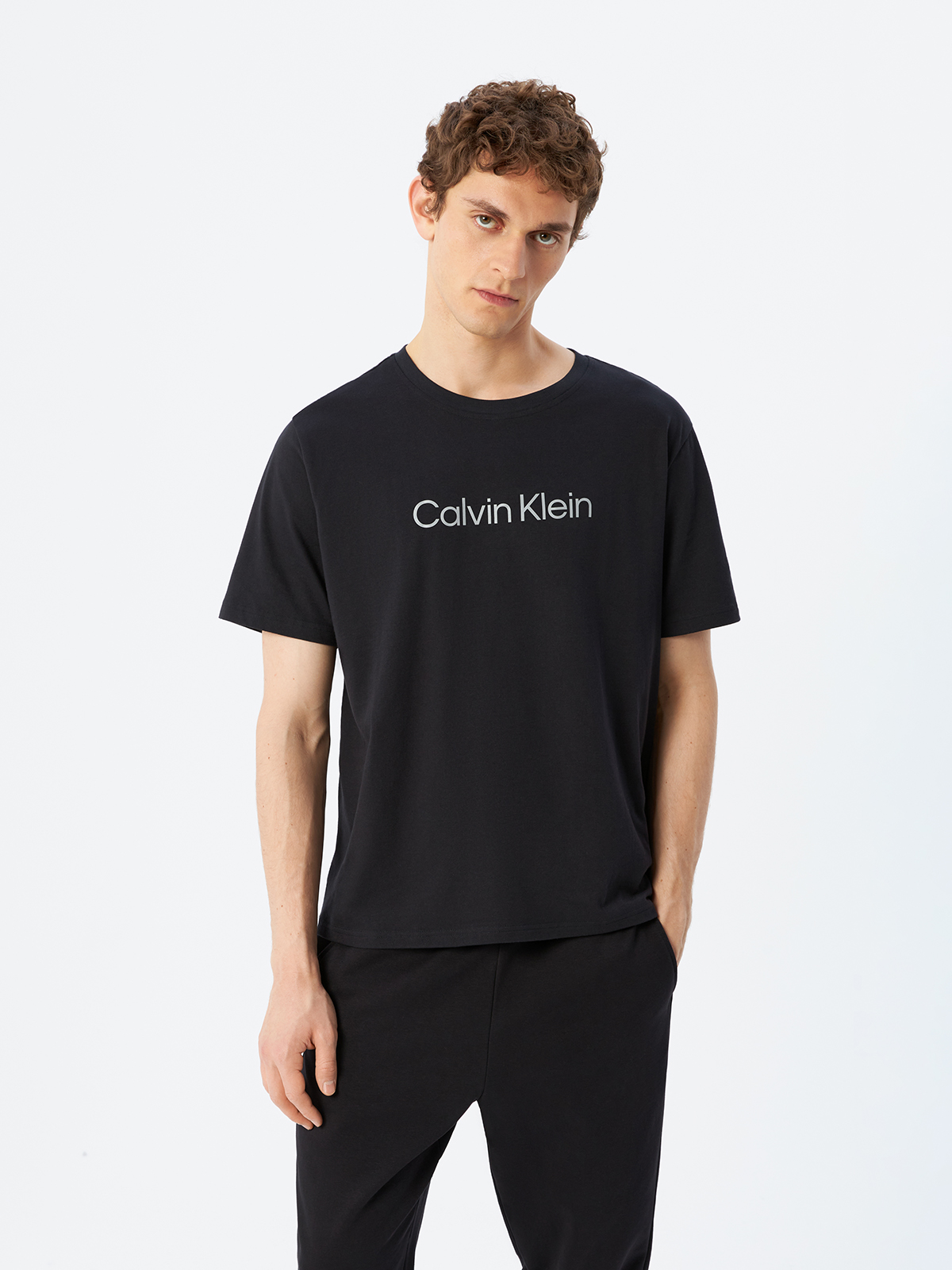 Футболка мужская Calvin Klein 00GMS2K107BAE черная, размер S