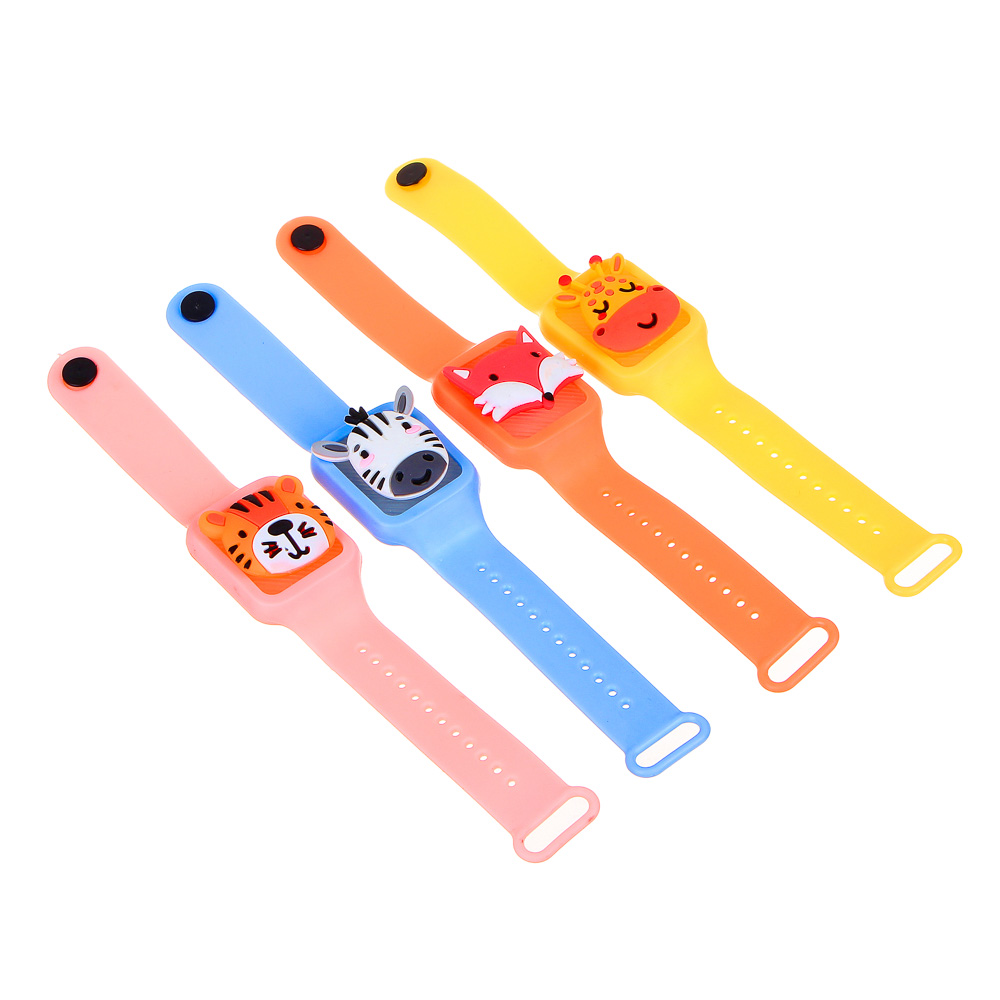 

ИГРОЛЕНД Кляк-браслет, светящийся, пластик, силикон, 2xAG13, 22х3,5см, 4 дизайна, 295-184