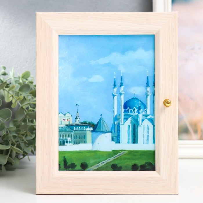 

Ключница "Казань" 17х22 см, мол.дуб