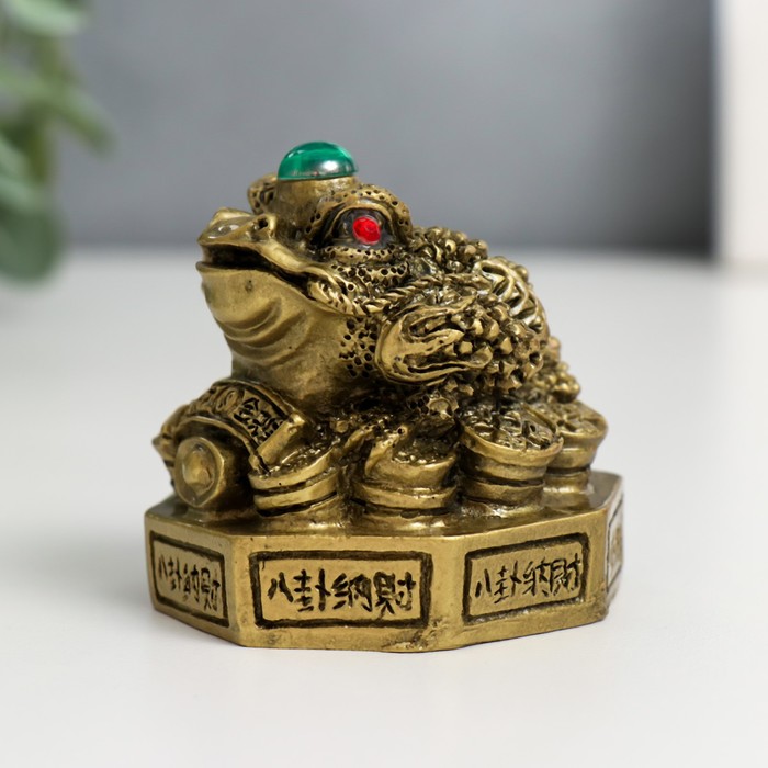 

Нэцке полистоун бронза "Жаба на Ба-гуа" 5,8х5,8х6,6 см