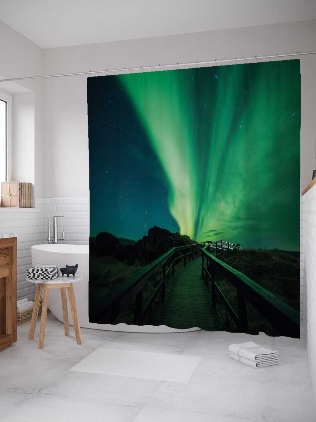 

Штора для ванной JoyArty "Северное сияние над мостиком" из сатена, 180х200 см с крючками, Северное сияние над мостиком