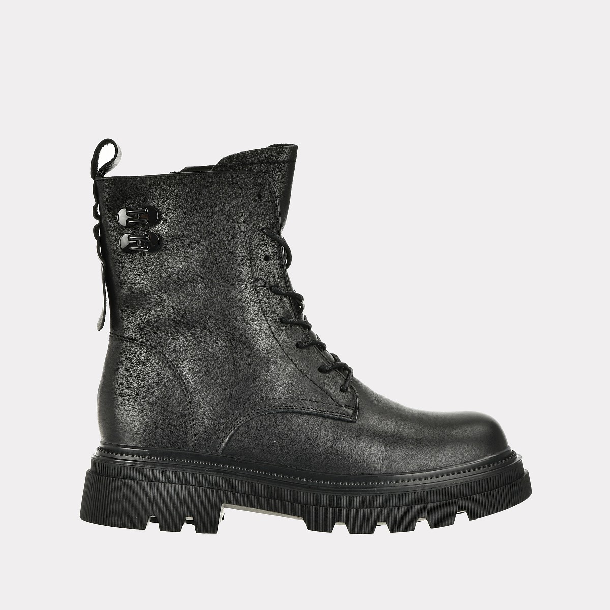 

Ботинки женские Versiya shop 21776M черные 40 RU, 21776M