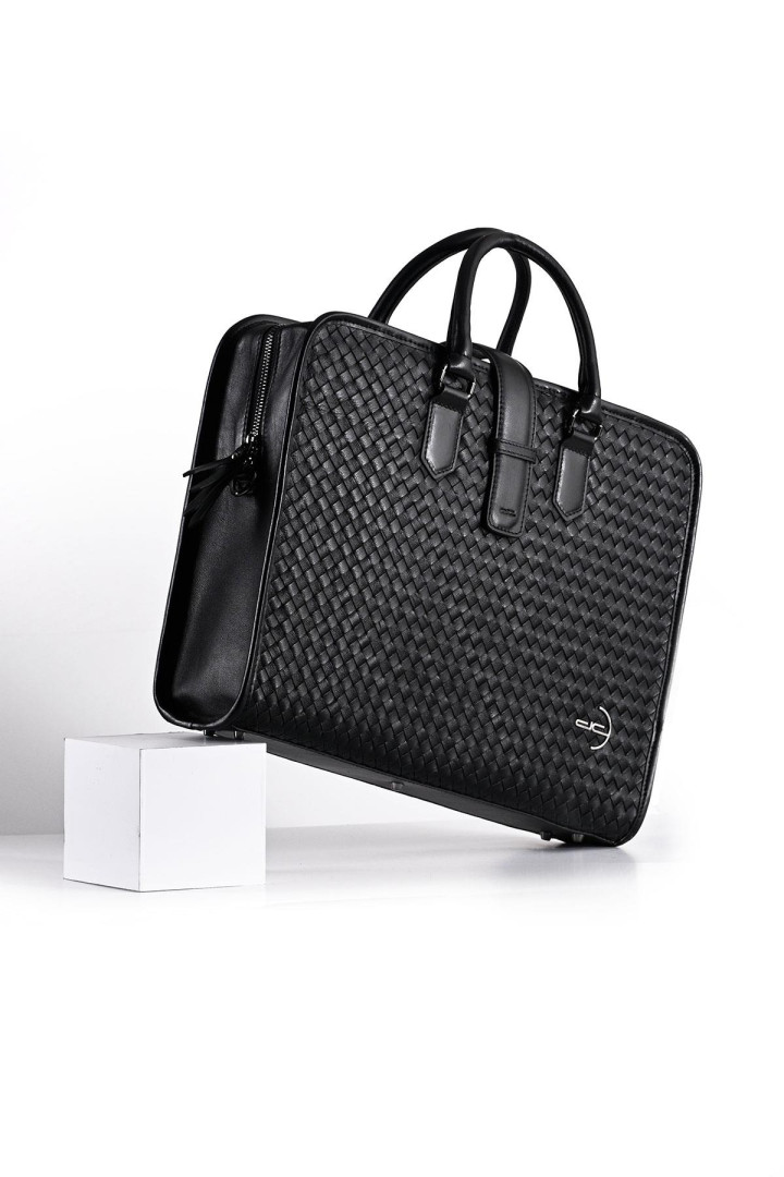

Портфель мужской Deri Company BD02082, черный (доставка из-за рубежа), BD02082