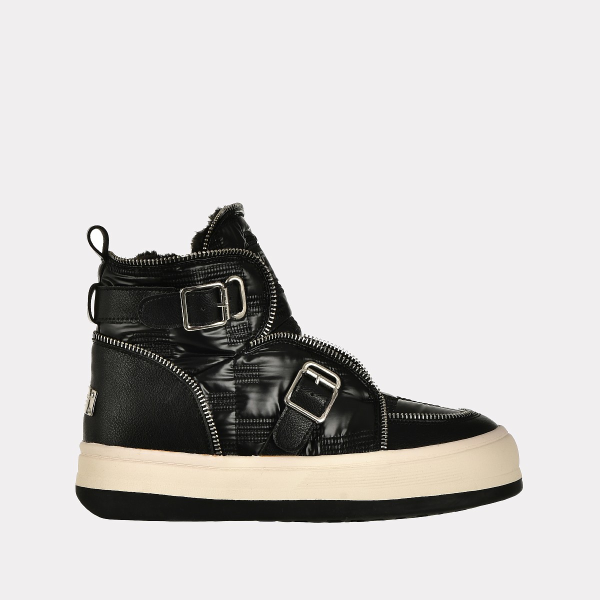 

Ботинки женские Versiya shop 1421585 черные 38 RU, 1421585