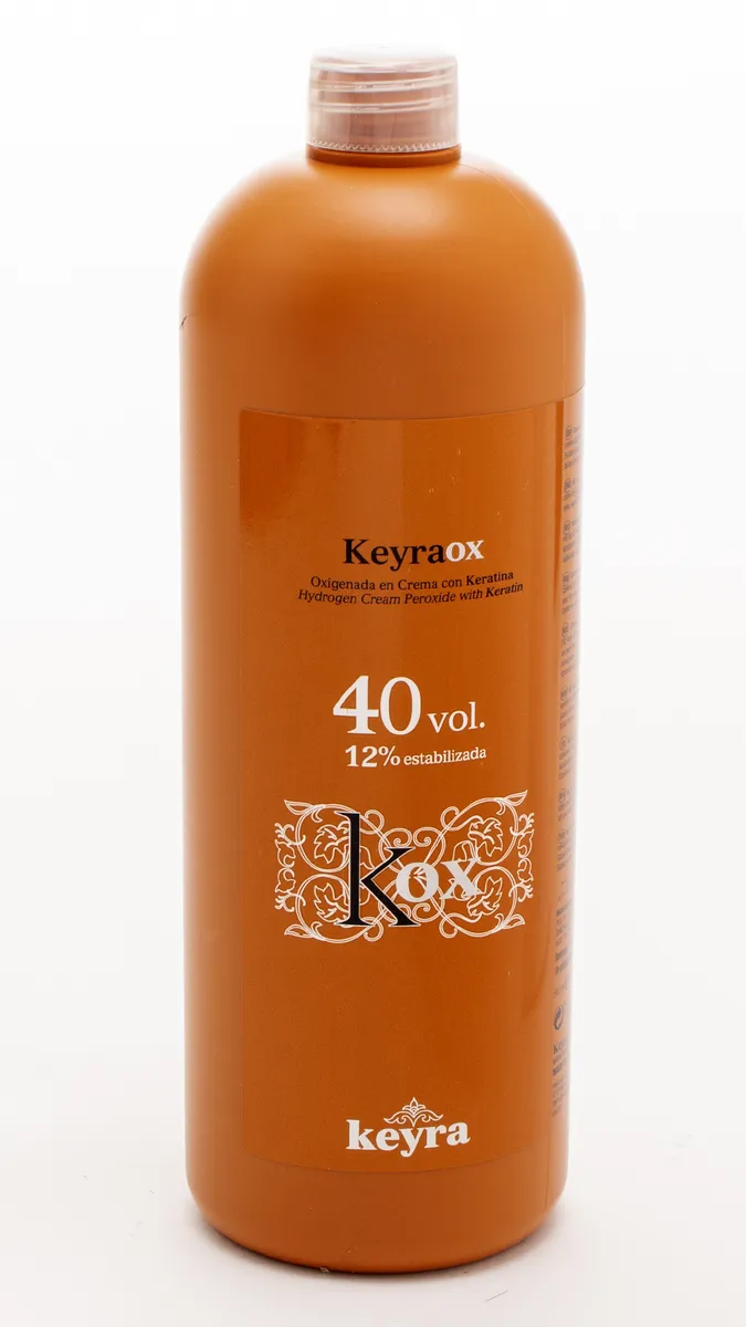 

Крем-перекись водорода KeyraOX Keyra 12% 40 Vol., 900 мл