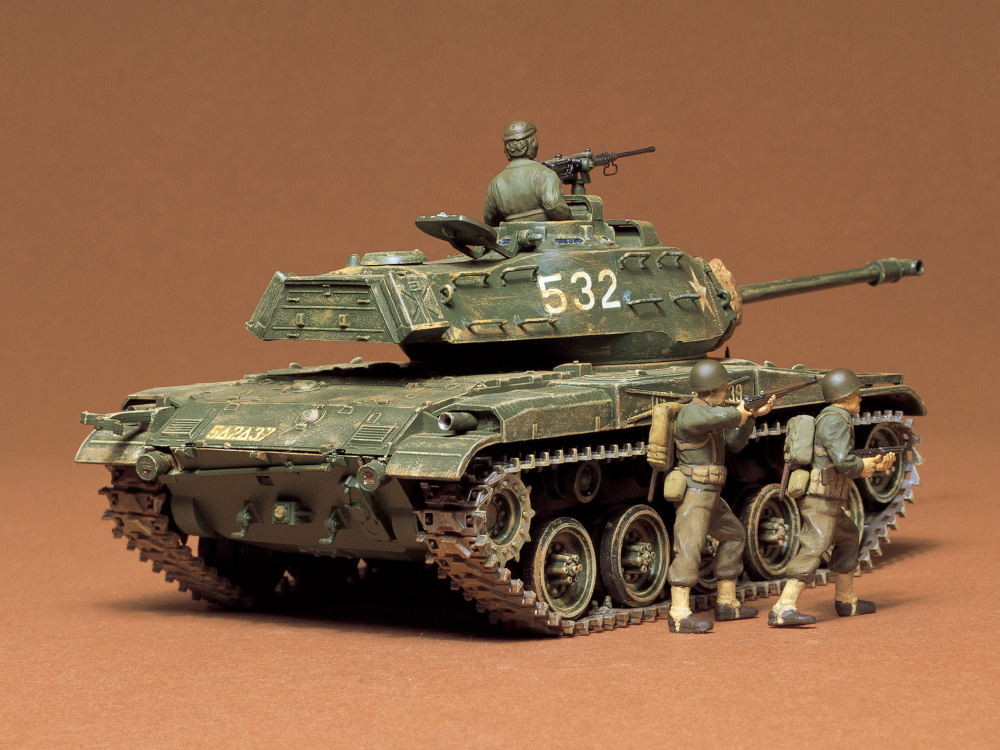 фото Модель tamiya 1/35 танк m41 walker bulldog 35055