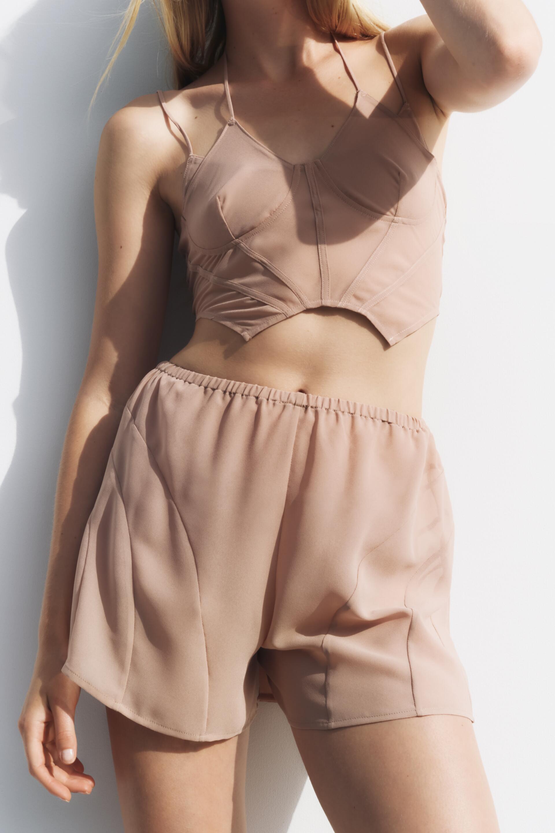 

Топ женский ZARA 02712621 бежевый L, 02712621
