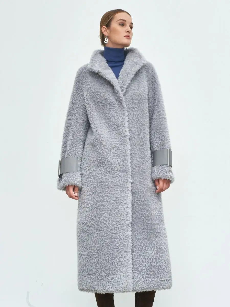 

Шуба женская SilverFox S907cby серая 44 RU, Серый, S907cby