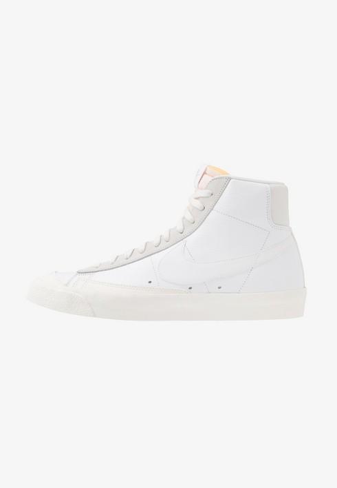 

Кеды женские Nike Blazer Mid Vntg '77 белые 36 EU (доставка из-за рубежа), Белый, Blazer Mid Vntg '77