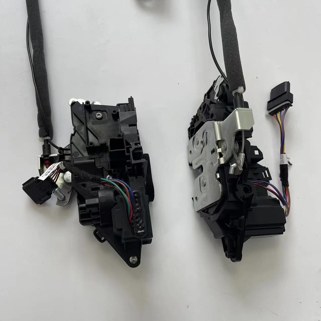 Доводчики дверей Voyah Free 2021+ (2 Двери)