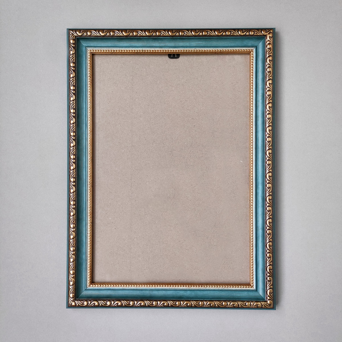 

Багетная рама для картин 18х24 см BR60, со стеклом и задником, пластик, цвет: бирюзовый, Голубой, BR60