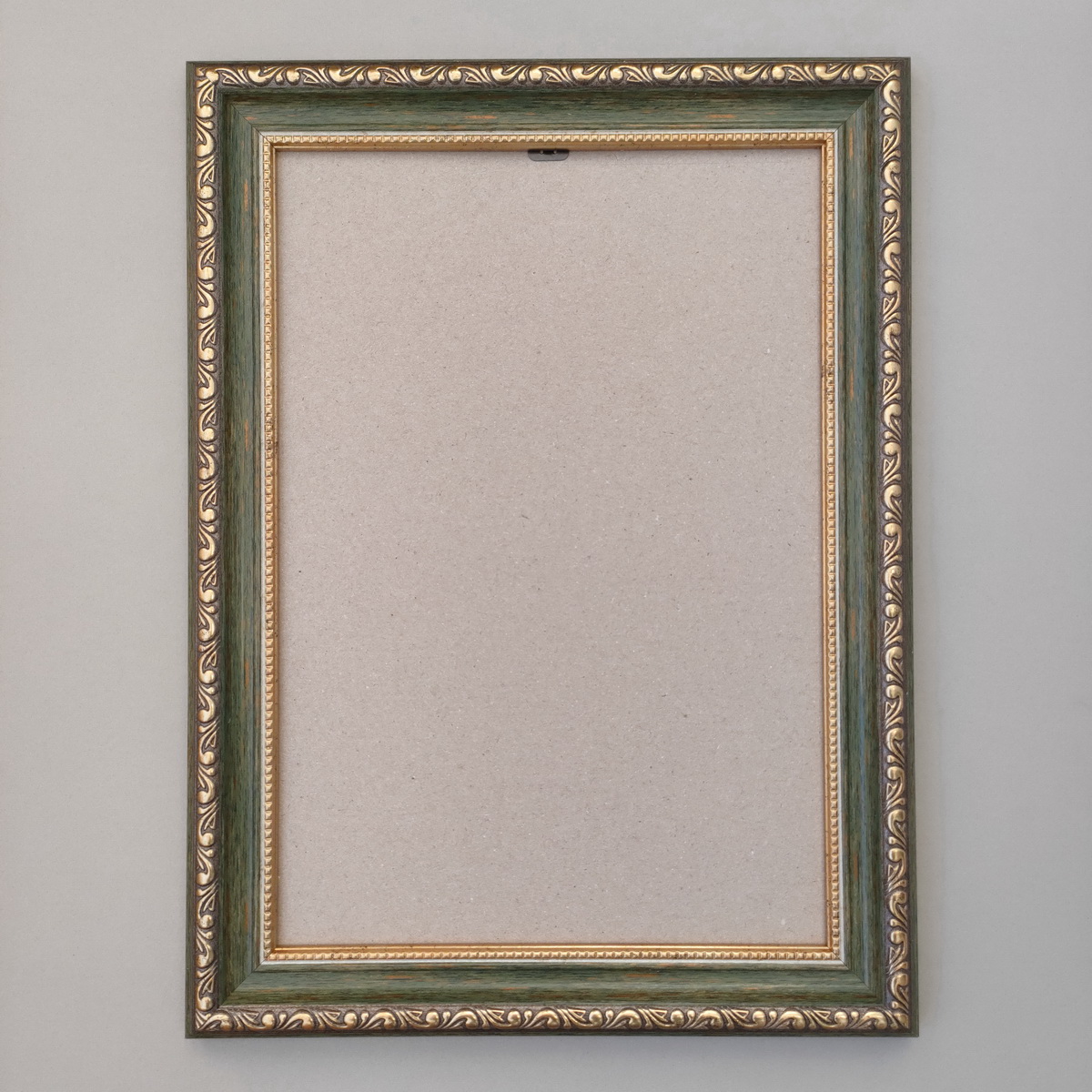 

Багетная рама для картин 26х32 см BR61, со стеклом и задником, пластик, цвет: зеленый, BR61