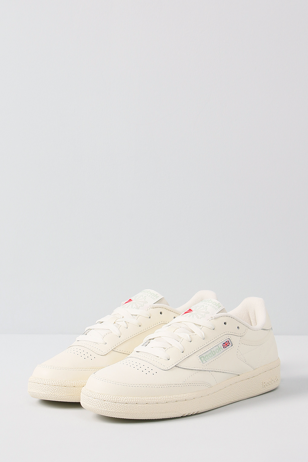 

Кеды женские Reebok 100025378_exHQ0947 белые 8 US, Белый, 100025378_exHQ0947