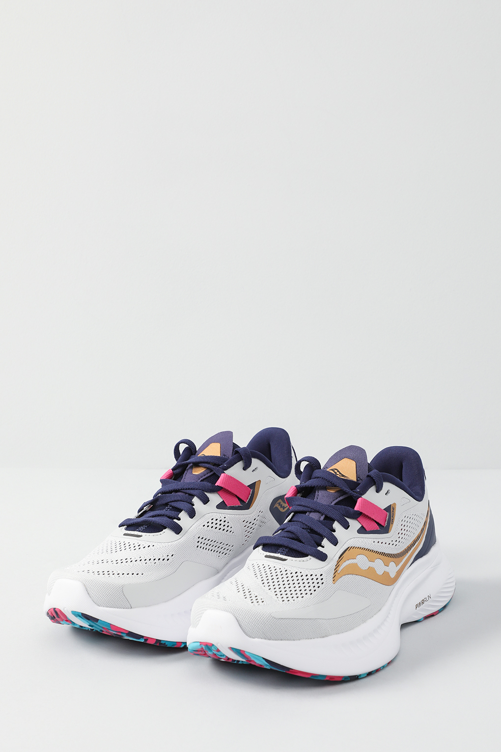 

Кроссовки унисекс Saucony S10684 белые 7 US, Белый, S10684