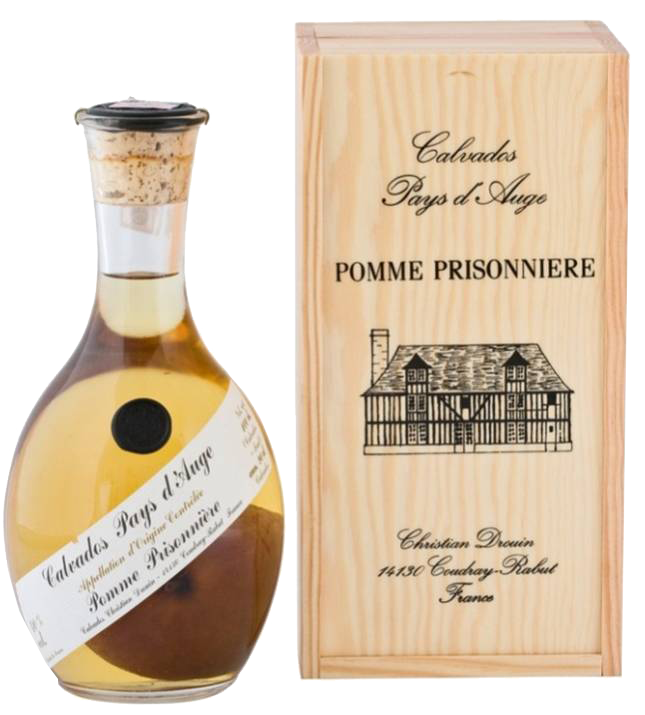

Кальвадос Calvados Pays d'Auge Pomme Prisonniere, в подарочной упаковке