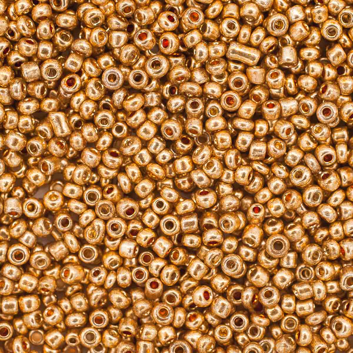

Бисер Astra&Craft (стекло), 11/0, (упак) 500 г (1106 тёмно-золотой, глянцевое покрытие)