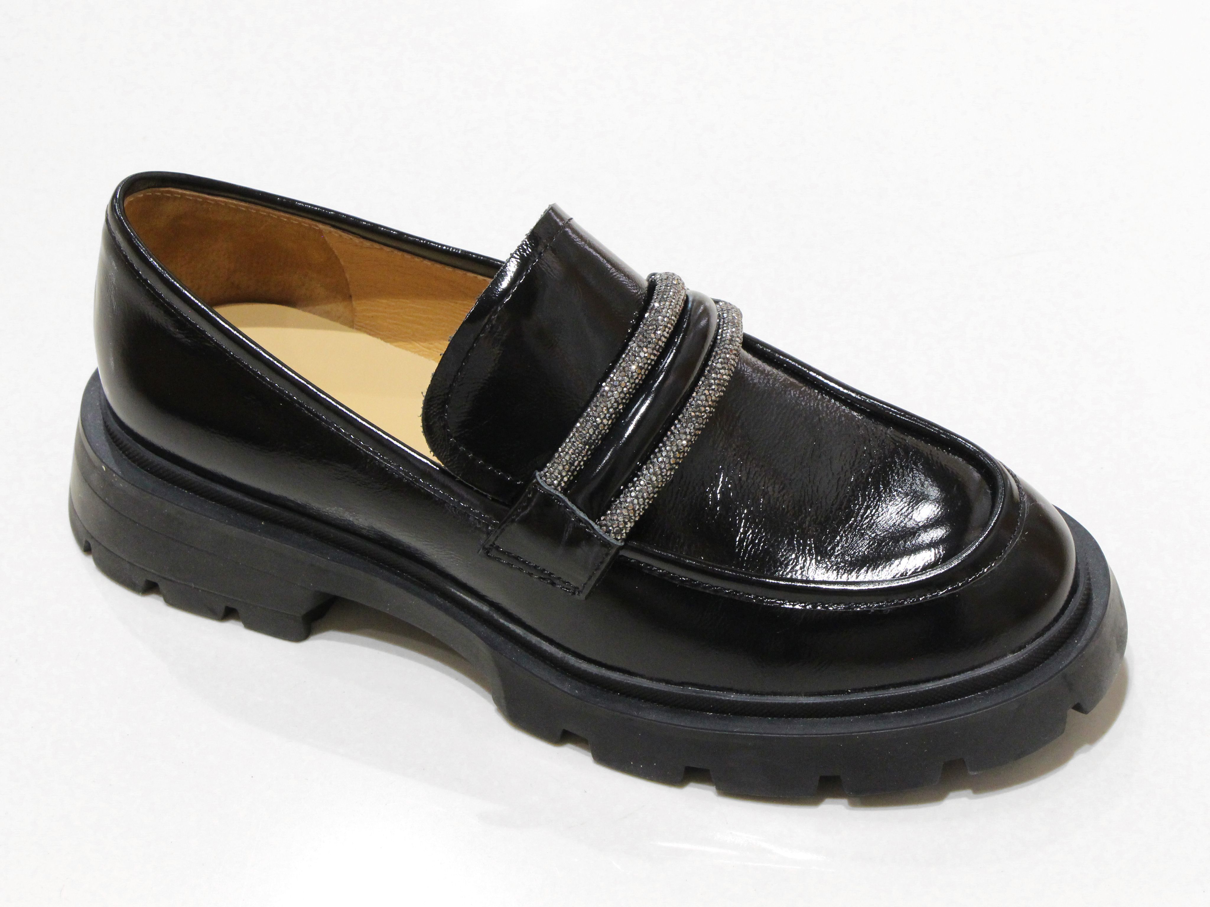 Лоферы женские SANDRA VALERI S3-7156 черные 38 RU